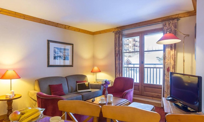 Arc-1950 Apartment | In Arc1950 heart, Residence5*! Deep Nature Spa!