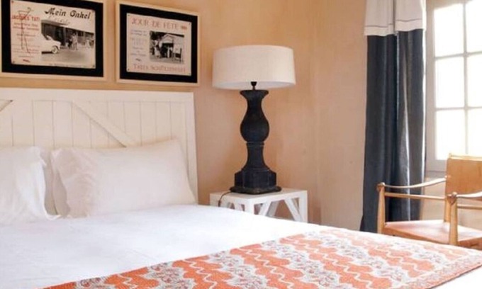 Robion Apartment | In Provence, between Gordes and Isle sur la Sorgue a charming cottage