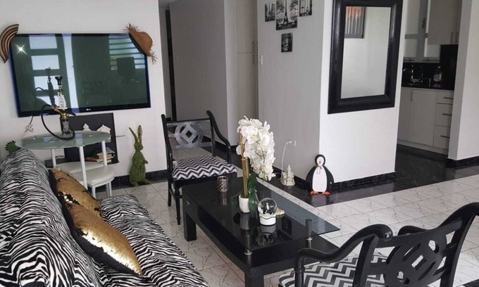 Monacillo Urbano House | In San Juan a Couple Blocks From The Highway That Connects All Puerto Rico