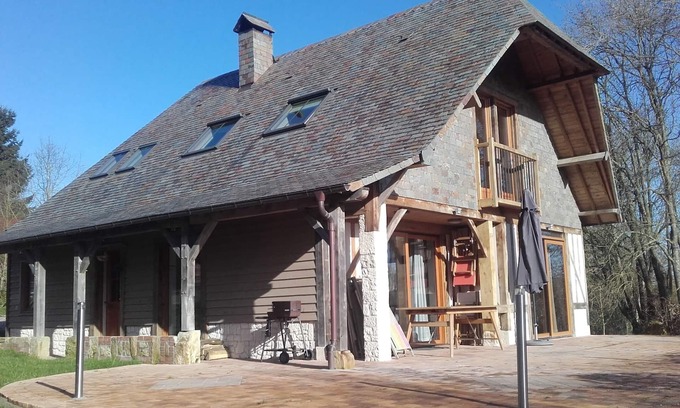 Genneville House | In the countryside 15 minutes from Honfleur, a recent house, bright