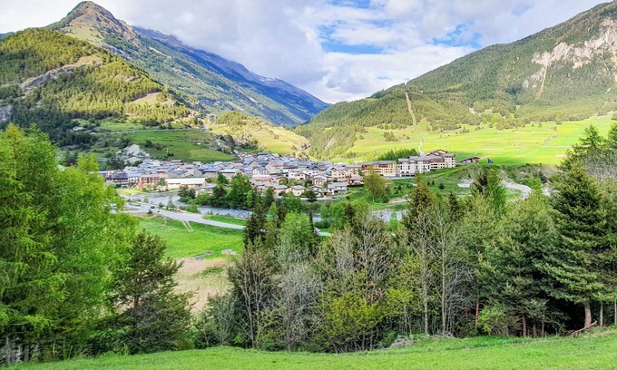 Termignon Apartment | In the heart of the Vanoise National Park, Termignon Val Cenis flat (wifi)