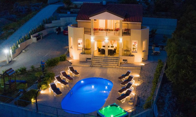 Hreljin House | In the hinterland of the Crikvenica Riviera, in a beautiful green landscape, this villa is located.