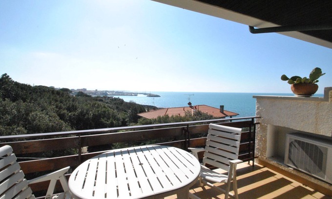 Castiglioncello Apartment | In vacation residence on the sea, with swimming pool, studio with loft - 4 beds, on the 2°nd and las