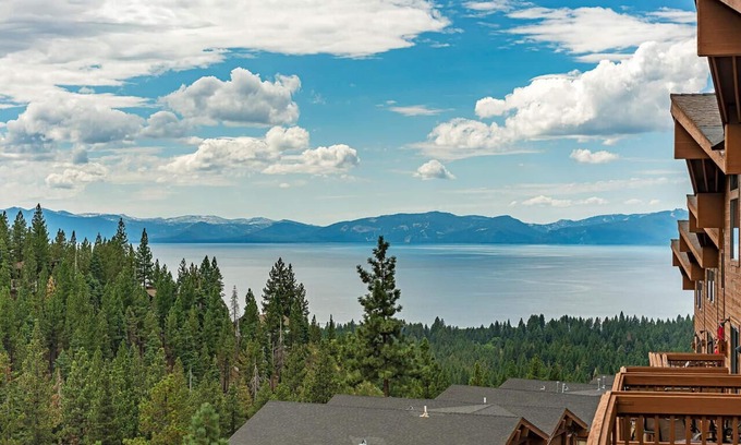 Incline Village Condo | Incredible Lake Tahoe Views, 2 Master Suites, 2.5 Bathrooms, and a Loft, High Speed Internet