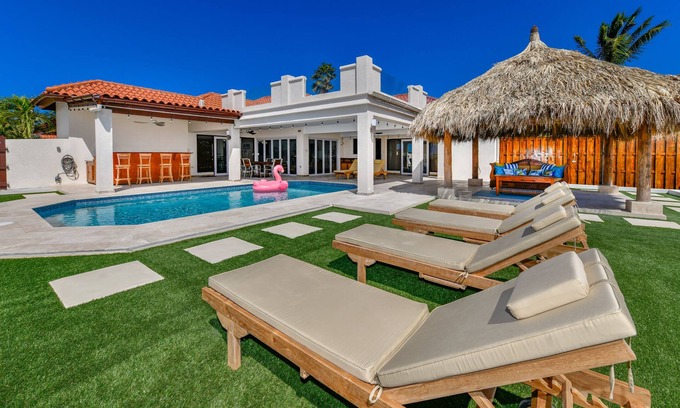 Malmok House | Incredible Ocean-View Home w/Rooftop Terrace!
