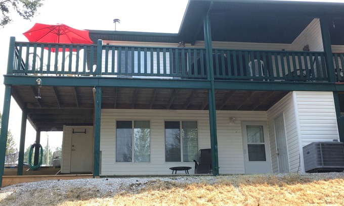 East Kootenay House | Incredible spacious location with something for everyone!