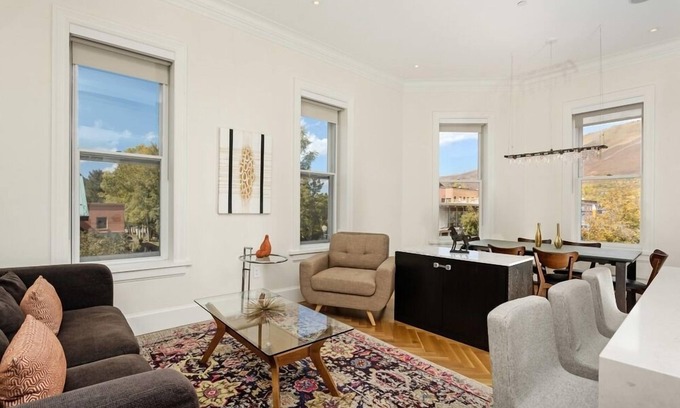 Aspen Hotel | Independence Square 203 | Stunning Suite w/Great Views of Downtown Aspen