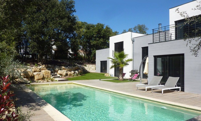 Saint-Gely-du-Fesc Apartment | Independent studio of architect between Mediterranean and Cévennes