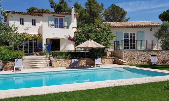 Valbonne House | Independent suite of 25m2 with private terrace, in villa