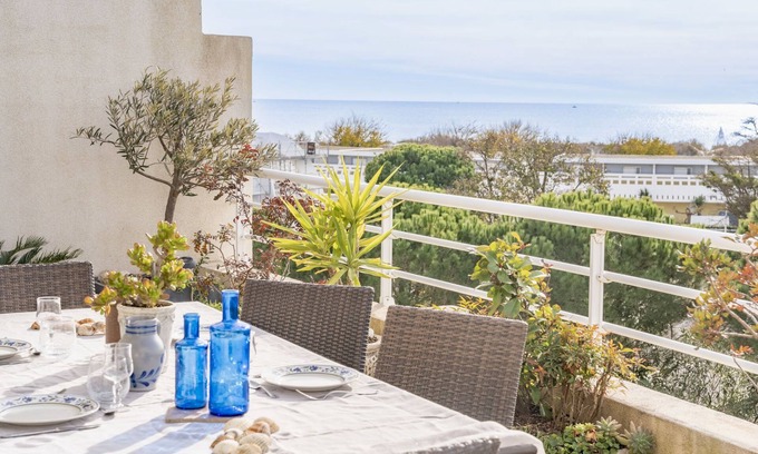 Le Couchant Apartment | Indigo - Cap Riviera by Interhome