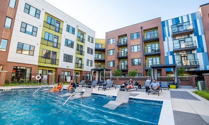 Mile Square Apartment | Indy Downtown Comfort—Free Parking & Modern Style