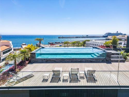 Se Apartment | Infinity Pool & Private Garden Oasis at Savoy Insular