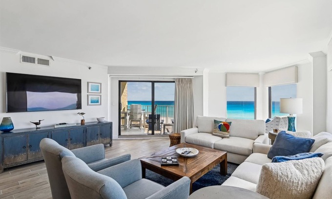 Holiday Isle Condo | Inlet Reef 301 is an absolutely stunning 3 BR - completely remodeled Gulf Front