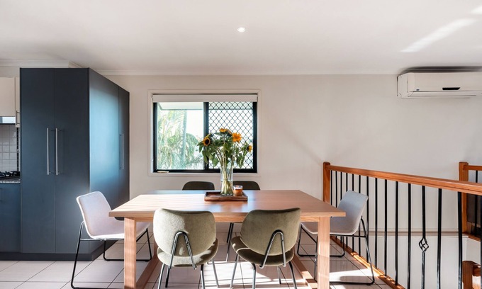New Farm House | Inner city New Farm 3 bed Townhouse with Garden, private and quiet. Pet Friendly