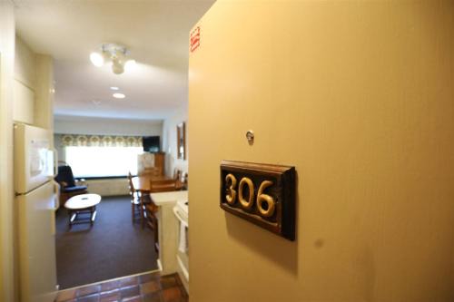 Lincoln Apartment | Inns Of Wv 306, 2bd, Waterville Valley