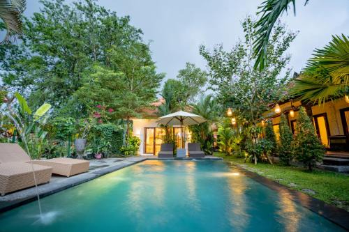 Melayang Bed & Breakfast | Insenja Ubud Villa & Resto
