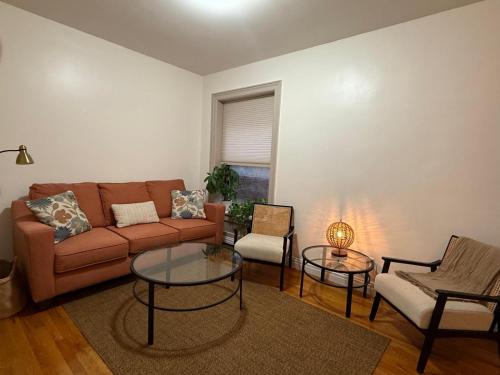 Manhattan Valley Apartment | Inspire the vibrant energy of Columbia University