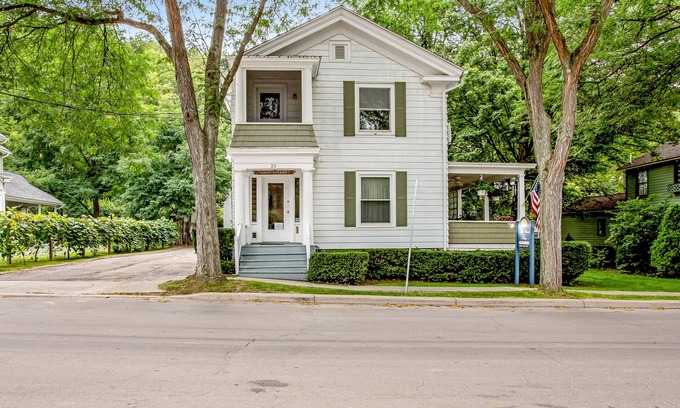 Hammondsport Apartment | Intimate Getaway for Two w/ a Kitchenette, Free WiFi, Cable TV, & Shared Grill