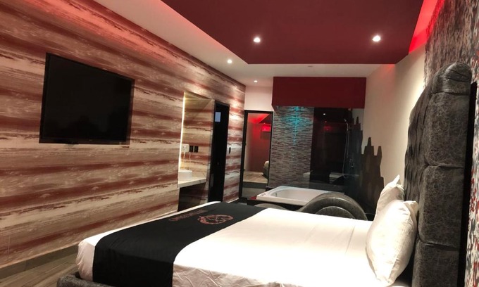 Old Town Hotel | Intimisimo Suites Autohotel Centro Only Adult