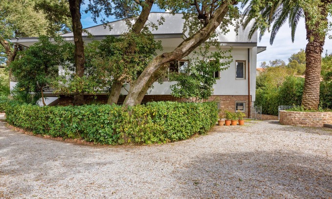 San Vincenzo Apartment | InVilla Serendipes, 50 meters from the beach