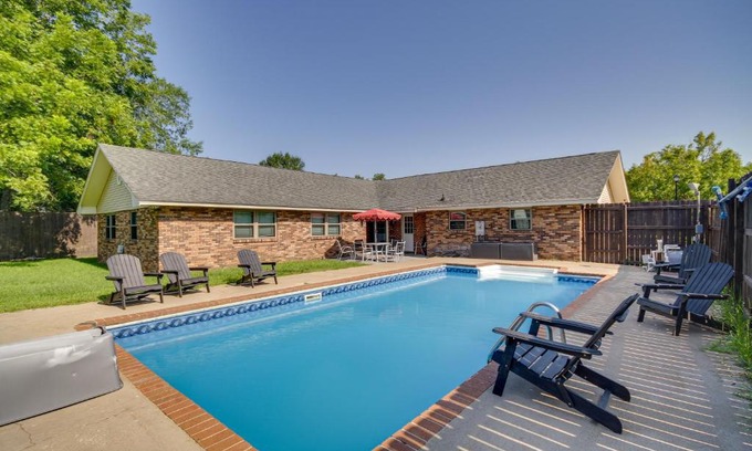 Gulfport House | Inviting Gulfport Home with Private Pool and Yard