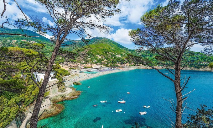 Gassano Apartment | Inviting vacation apartment with panoramic views of the countryside.