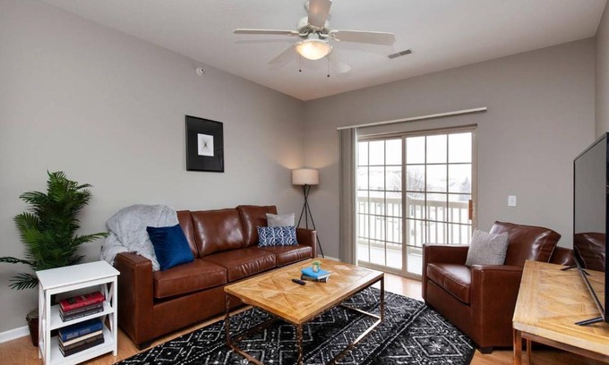 Ames Apartment | Iowa State University Flat + Pool