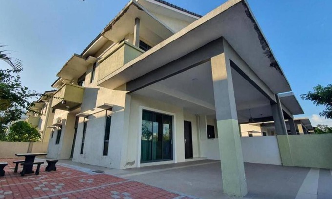 Hulu Kinta House | Ipoh Meru Landed Semi D with Barbeque for 12 Pax