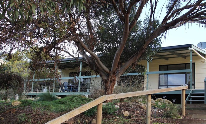 Newland House | Island Breeze - Luxurious & private home in Vivonne Bay, Kangaroo Island