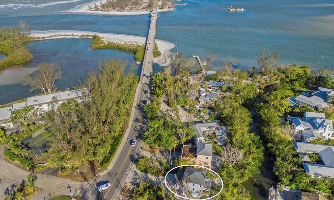 Whitney Beach House | Island Escape with Private Dock & Jacuzzi–Welcome to Casa del Mar Home by RVA