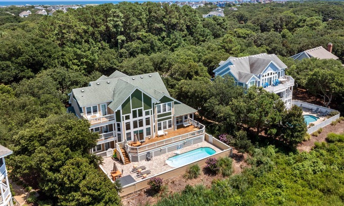 Corolla House | Isle Of Skye: Pet-friendly, Pool, Spa, Rec Room