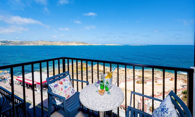 Bugibba Apartment | Islet Promenade Seafront Family Apartment with 2 balconies