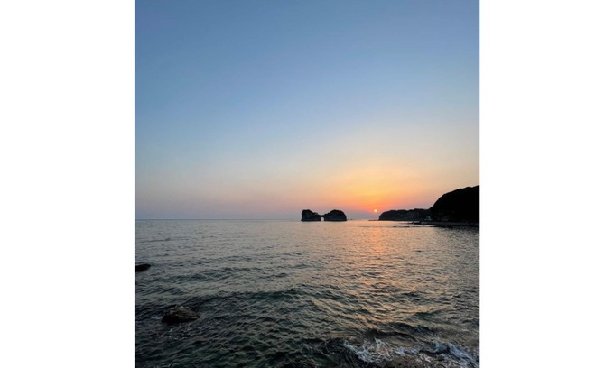 Shirahama Hotel | Iso clock