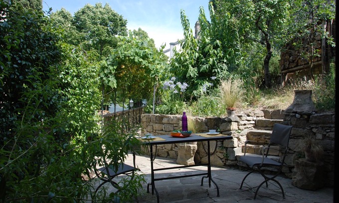 Montefioralle Apartment | Luxury apartment with private garden in Montefioralle near Greve in Chianti