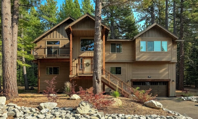 Tahoe Paradise House | It's a Sierra State of Mind - Family Fun!