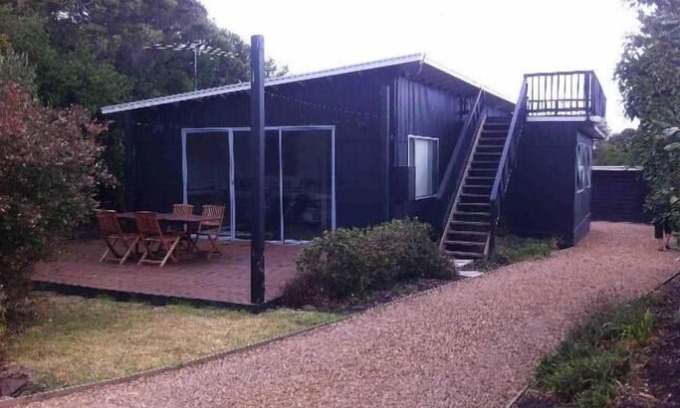Ventnor House | It's Island Time, 5 mins' walk to beach & pet-friendly, linen included for GP!