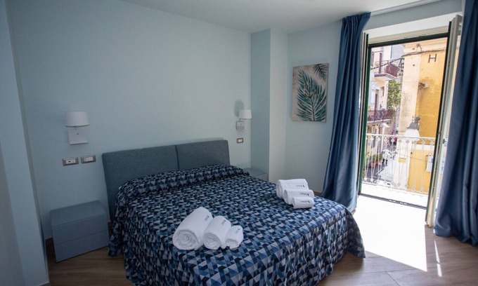Santa Maria di Castellabate Hotel | CAMERA HELIOS-Twin room-Comfort-Private Bathroom-Balcony