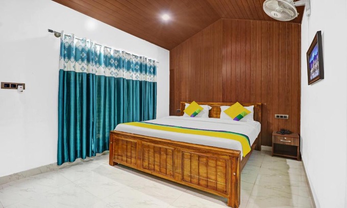 Somvarpet Hotel | Itsy By Treebo - Manuvan Homestay