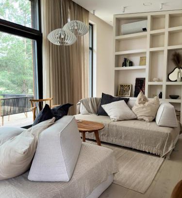 Vilnius city municipality House | IVIS House Lakeside Retreat in Vilnius