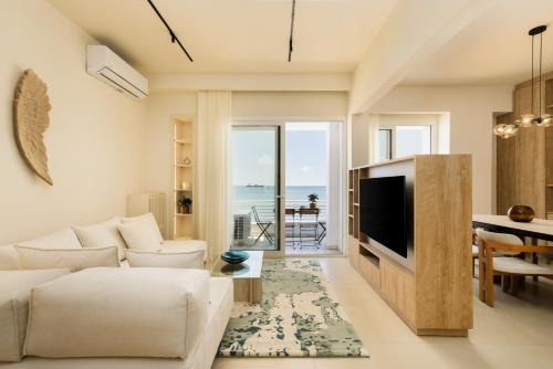 Thessaloniki City Centre Apartment | Ivory by halu! - Elegant 2BD apt with sea view