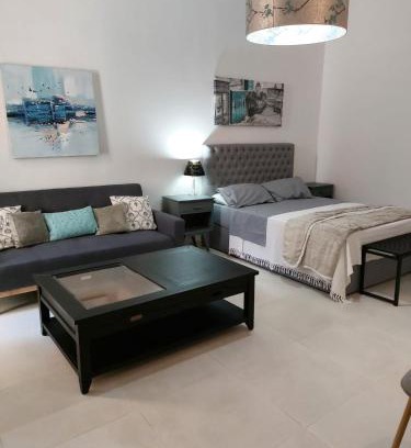 Tower Road Apartment | Ivy Rooms