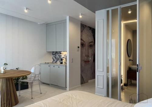 Praga Apartment | IVY Warsaw Studio