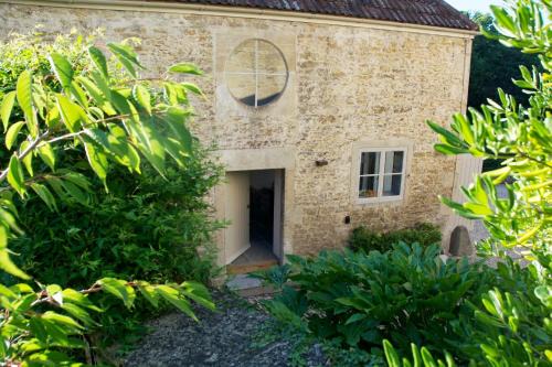 Claverton House | Ivythorpe Coach House