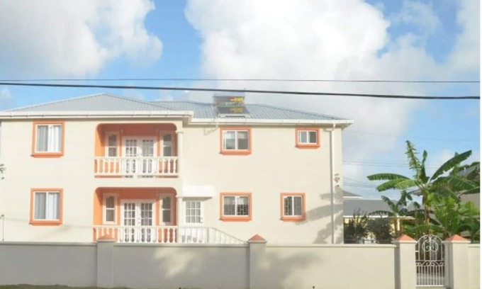 Douglas House | Ixoras Beach Apartments (whole house)