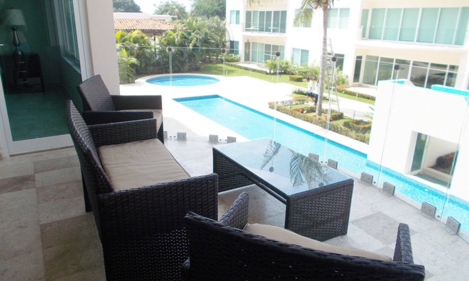 Ixtapa Condo | Ixtapa: 2BR/2BA Condo - Walk to Beach, Golf Course, Attractions-