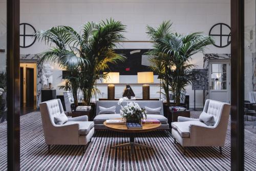 Rione IV Campo Marzio Hotel | J.K. Place Roma - The Leading Hotels of the World