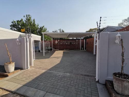 Kimberley Apartment | J's Haven Self-Catering