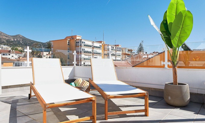 Malaga-Este Apartment | Jabega - Holiday townhouse in Pedregalejo