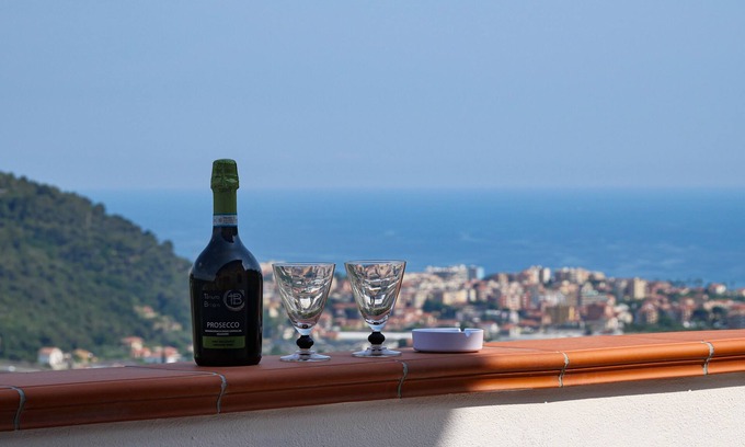 Camporosso Apartment | [Jacuzzi, Sea View] Two Large Exclusive Terraces