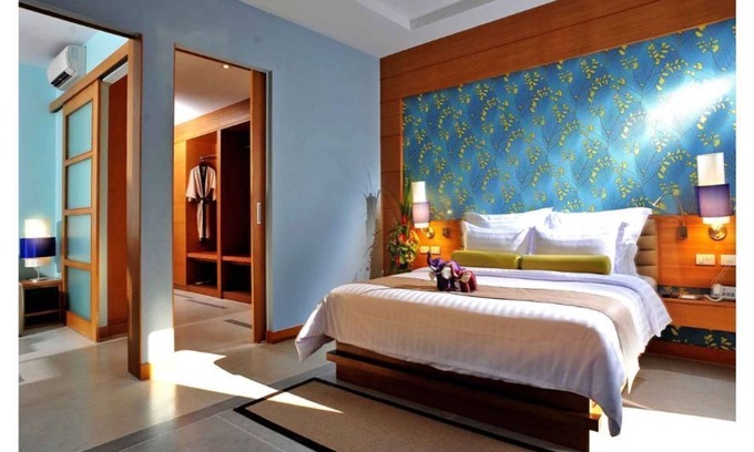 Khao Lak Villa | Jacuzzi Villa in Khao Lak with a romantic outdoor Jacuzzi JV#11